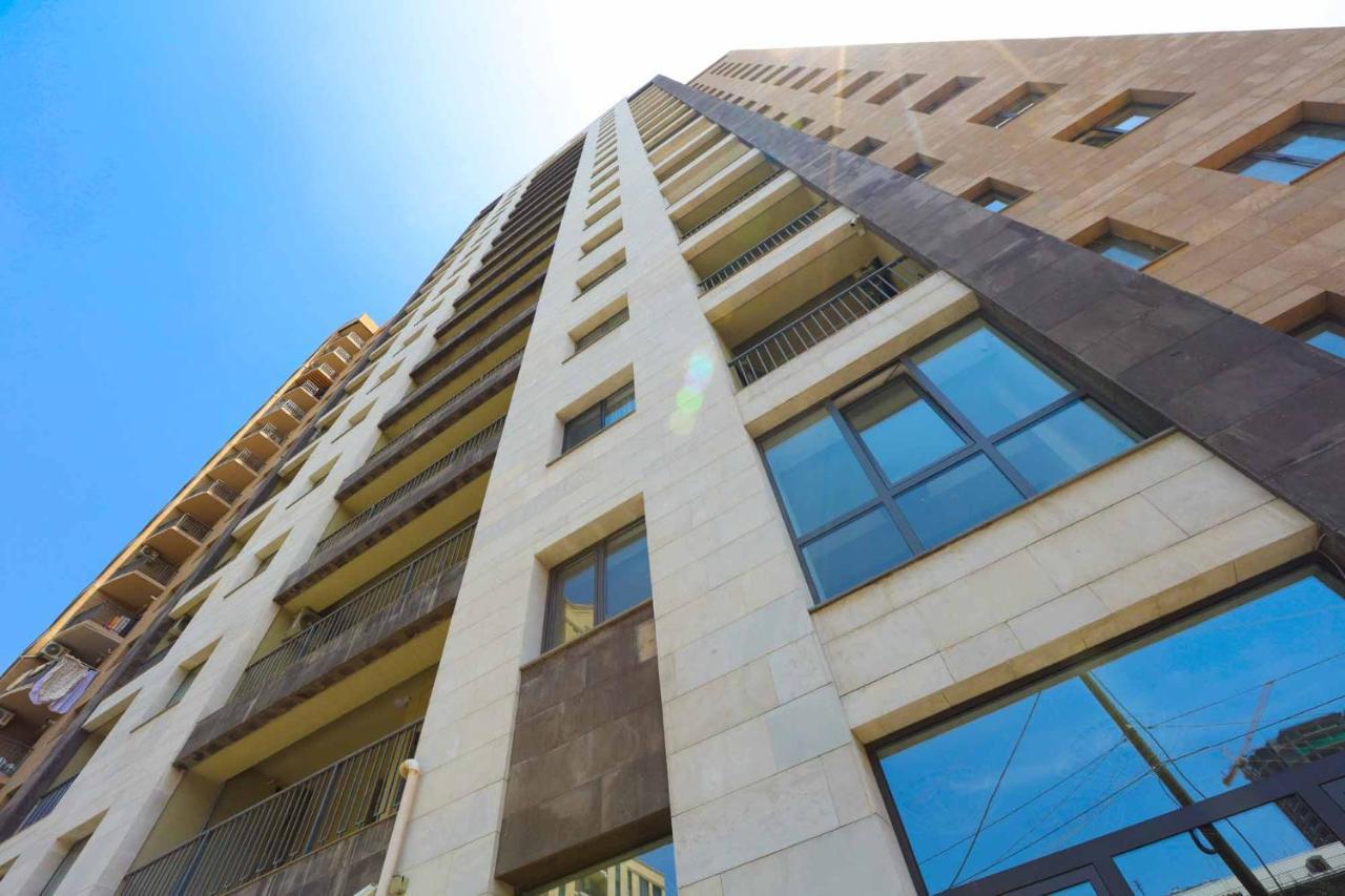 Stay Inn Apartments On Amiryan 26/4 エレバン エクステリア 写真