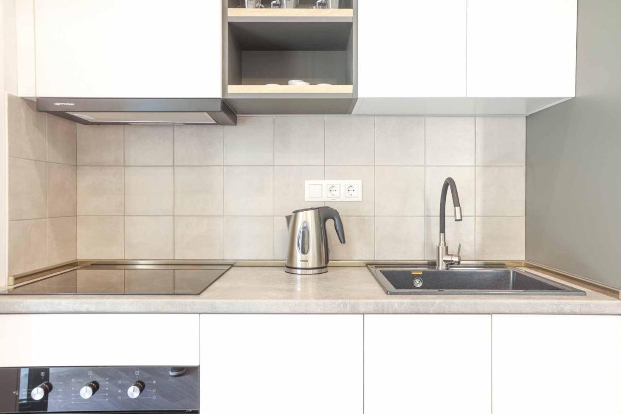 Stay Inn Apartments On Amiryan 26/4 エレバン エクステリア 写真