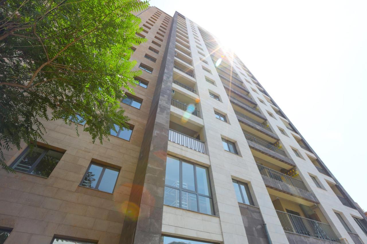 Stay Inn Apartments On Amiryan 26/4 エレバン エクステリア 写真