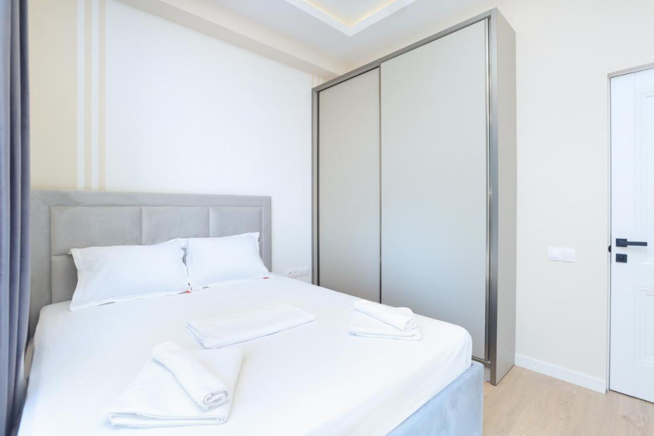 Stay Inn Apartments On Amiryan 26/4 エレバン エクステリア 写真