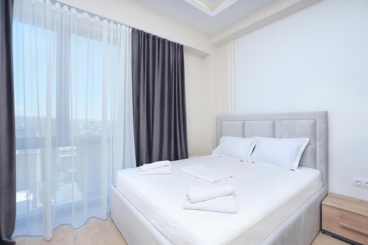 Stay Inn Apartments On Amiryan 26/4 エレバン エクステリア 写真
