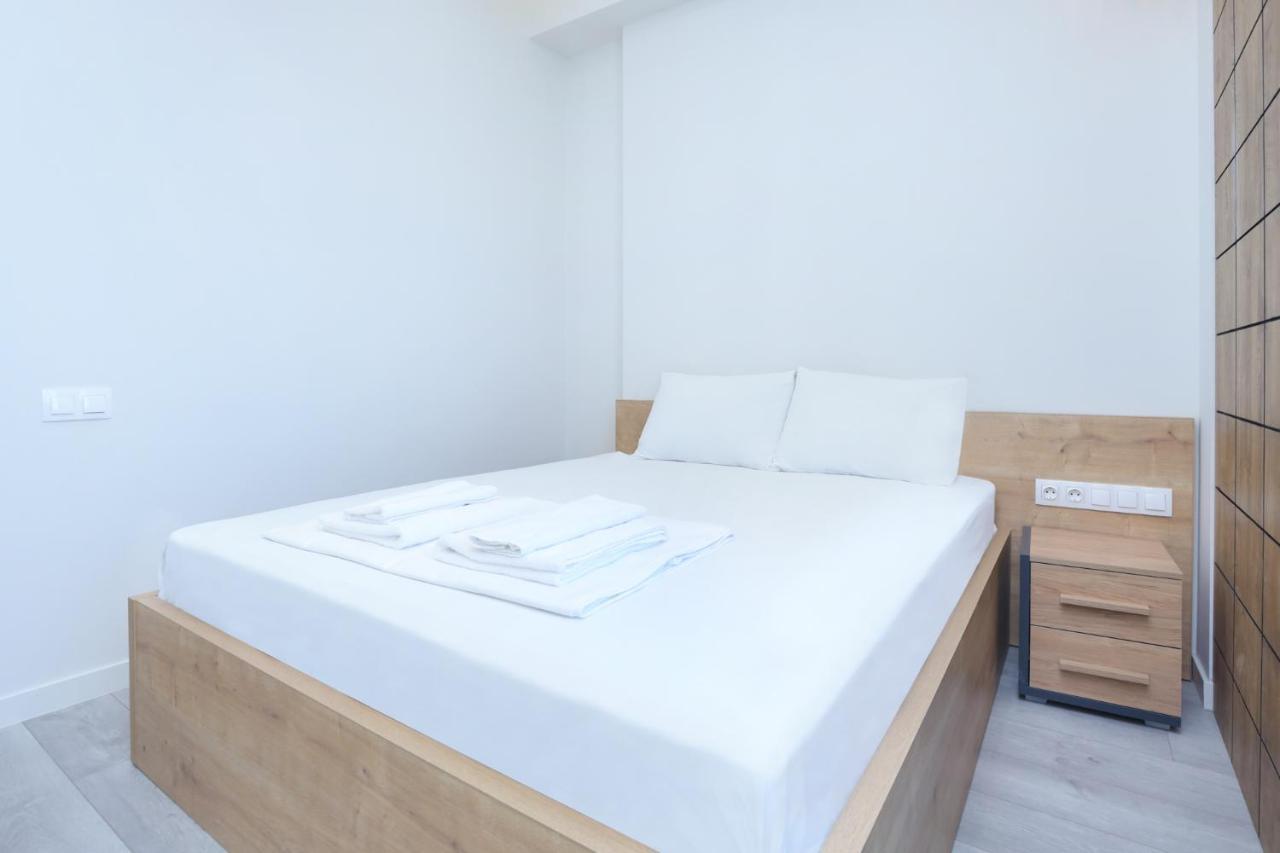 Stay Inn Apartments On Amiryan 26/4 エレバン エクステリア 写真
